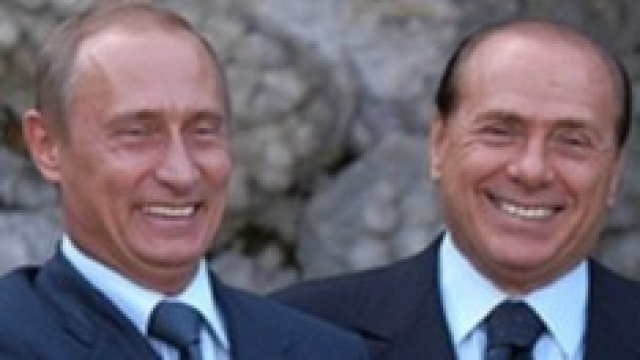 Vladimir Putin insieme a Silvio Berlusconi