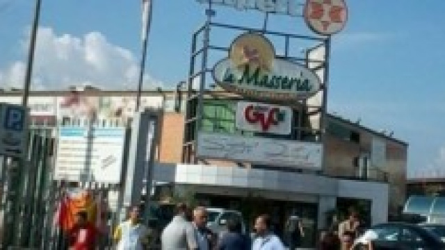 Dipendenti in presidio a "La Masseria" 