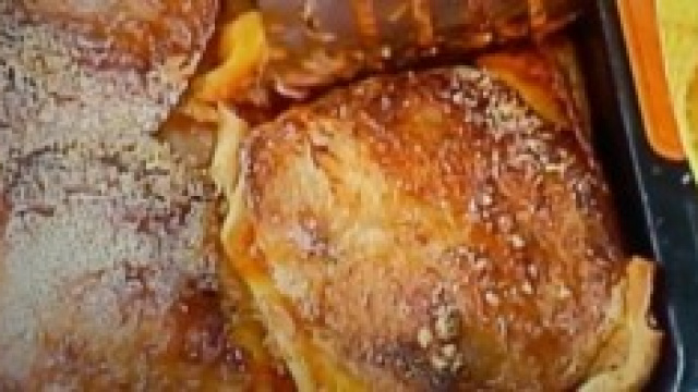 Lasagne di melanzane con cotto e sugo