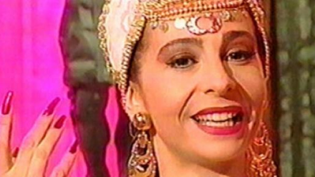 Cloris Brosca nei panni de La zingara