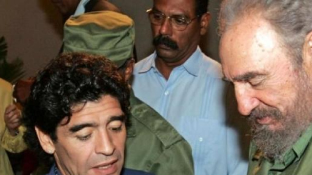Maradona e Fidel Castro insieme