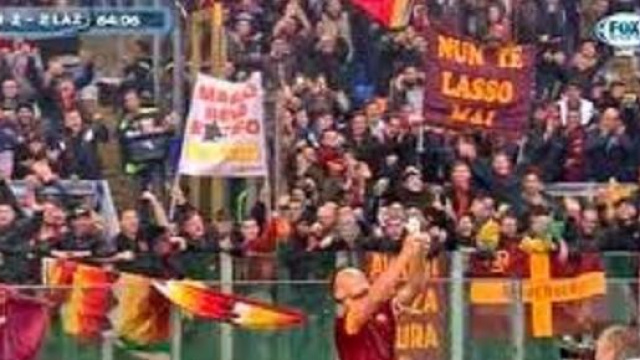 Il derby di Totti: record, magie e selfie