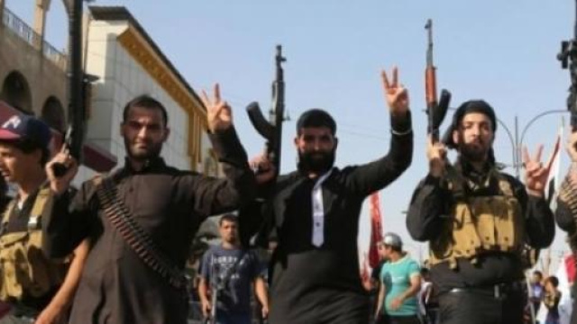 Immagine che rappresenta dei jihadisti.