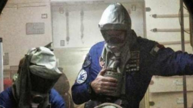 Maschere antigas per prevenire intossicazioni.