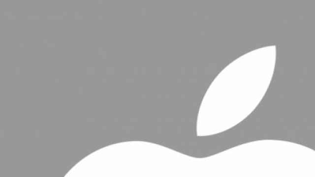 Apple iPhone 6 vs 6 plus: prezzi pi&ugrave; bassi sul web