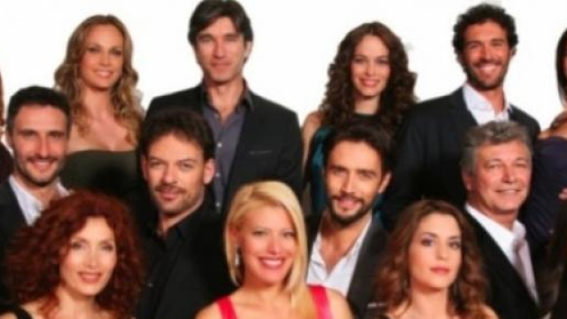 Cast di Centovetrine la soap chiude