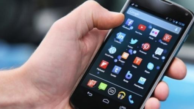 Saldi volantino Comet gennaio vs prezzi del Web