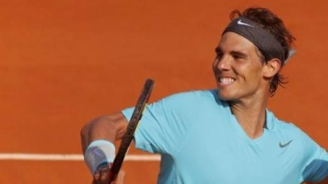 Rafael Nadal soffre ma vince contro Smyczek