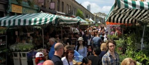 Columbia Road market - flower market, London, UK 