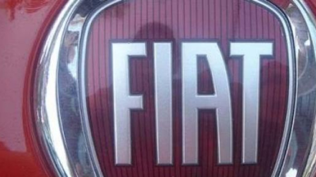 Prezzo nuova Fiat 500x e info sui motori