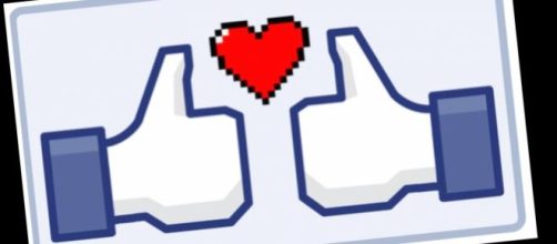 Oficialmente emparejados por Facebook