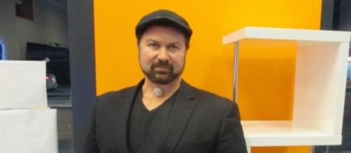 Aryeh Rifkin is the founder of SocialDashboard.com