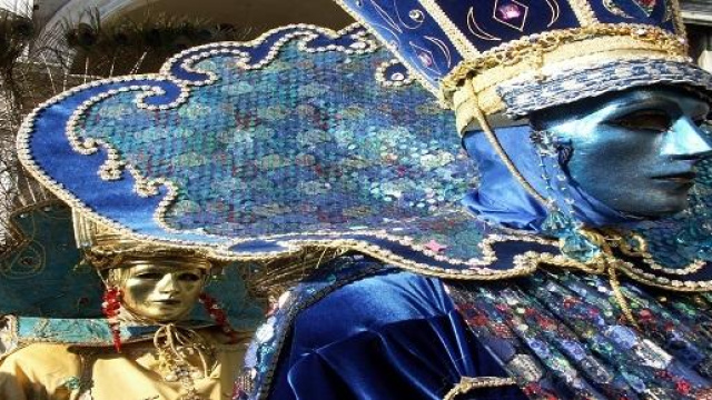 Carnevale 2015: vestiti e costumi per bambini