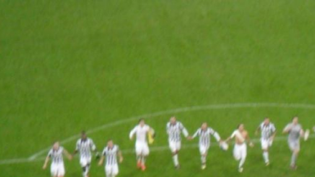 Il saluto della squadra bianconera alla Curva Sud