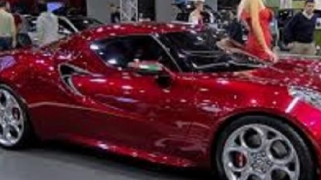Auto e motori: novit&agrave; in arrivo per Alfa Romeo 4C 