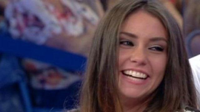 Uomini e donne gossip news, Sharon e Andrea