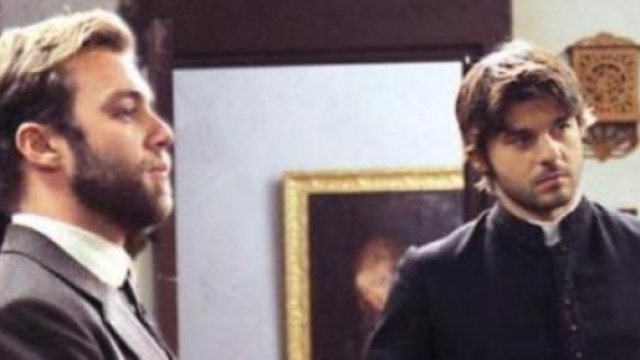 Fernando chiede a Gonzalo di occuparsi di Maria