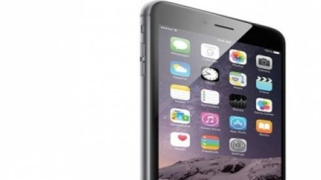 Confronto iPhone 6 e iPhone 6 Plus.