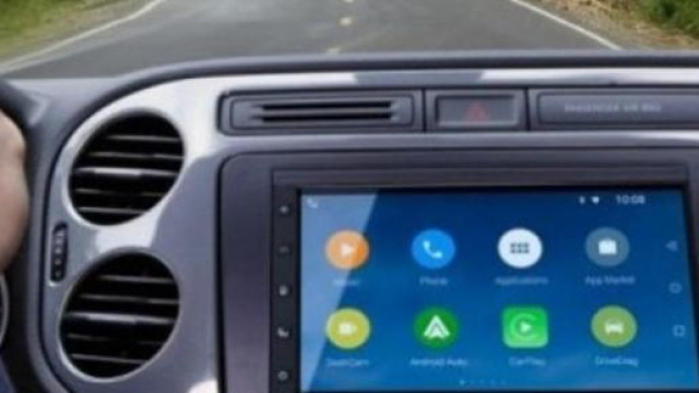 Parrot RNB6, sistema per auto del prossimo futuro