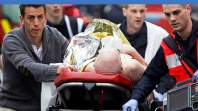 Attentato Charlie Hebdo, strage Parigi: 12 uccisi