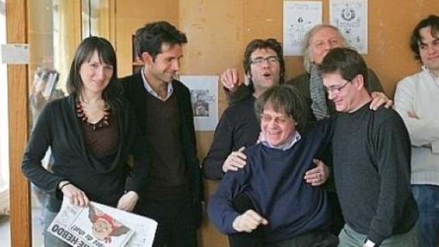 Foto di gruppo in redazione 