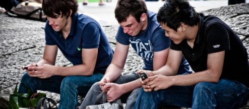 Roaming charges are to be abolished in 2017