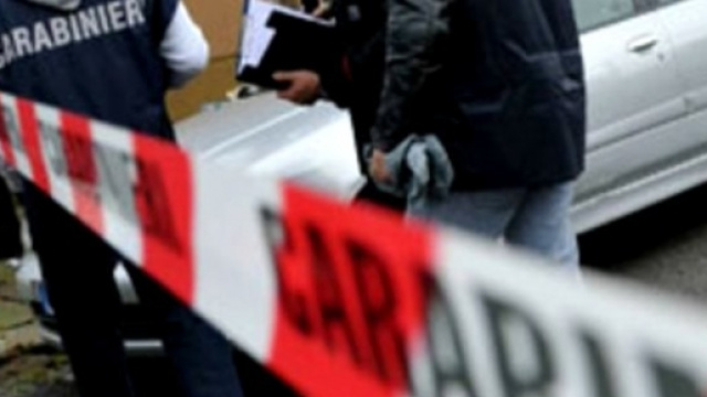 I carabinieri sulla scena del crimine