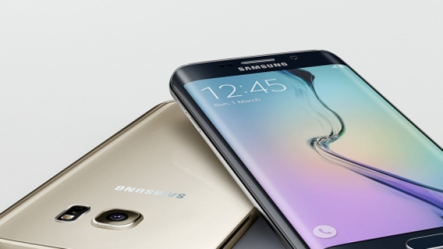 Un'immagine dello smartphone Galaxy S6 Edge