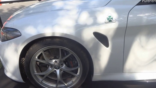 Alfa Romeo Giulia Quadrifoglio: arriva nel 2016