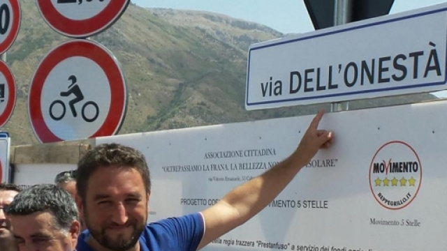 Cancelleri indica La via Dell'Onesta del M5S