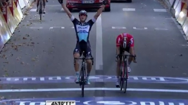 Matteo Trentin, una Parigi Tours da record