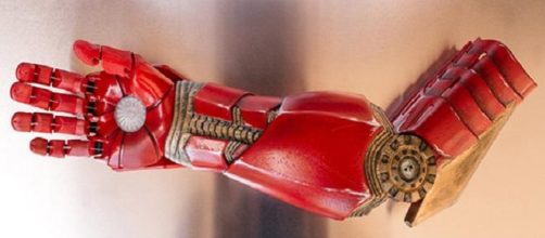 Crean pr&oacute;tesis de brazos para ni&ntilde;os simil Marvel