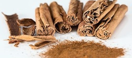 canela polvo y rama, foto pixabay