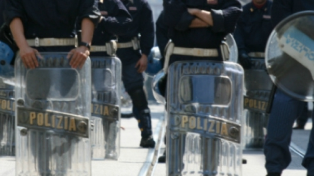 Tre feriti: questo il bilancio degli scontri