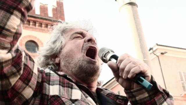 Beppe Grillo anima Italia 5 Stelle