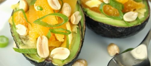 Receta con cacahuetes y aguacates