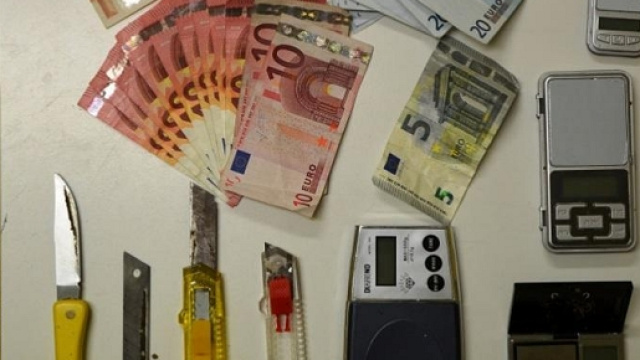 Droga e denaro sequestrati a Caltanissetta