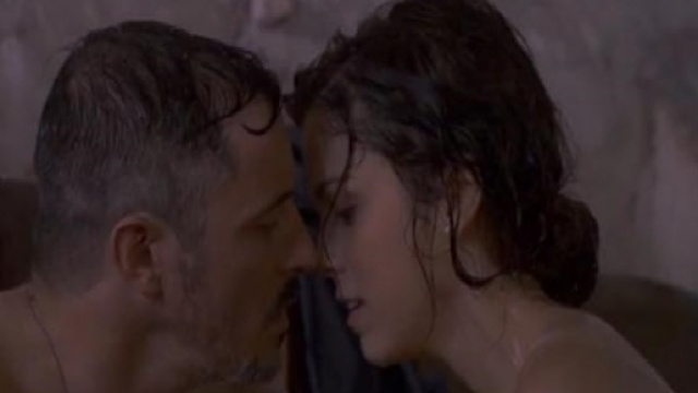 Alfonso decide di confessare il tradimento