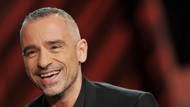 Info e scaletta dei concerti di Eros a Milano.