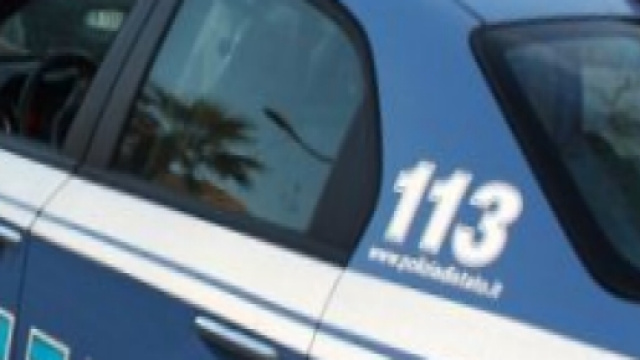 Polizia impegnata in un servizio di controllo