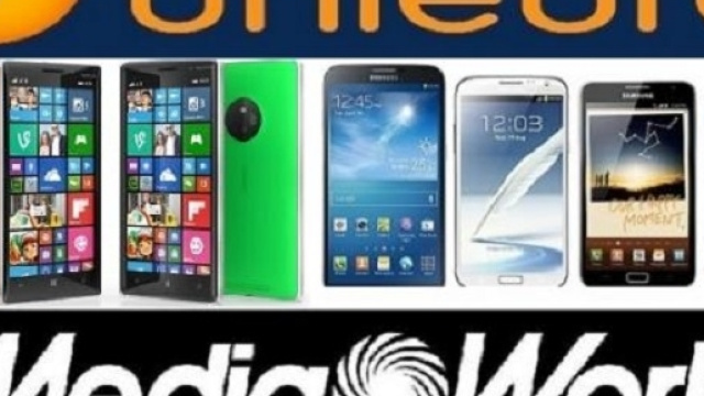 Volantino Mediaworld contro offerte Unieuro