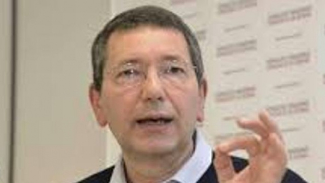 Ignazio Marino non esclude primarie
