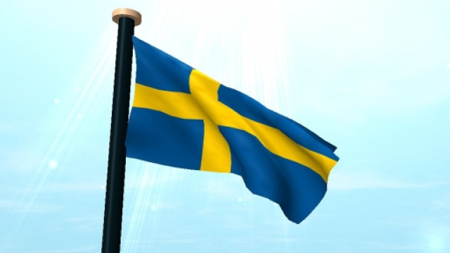 La bandiera della Svezia che sventola.