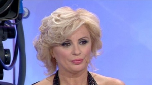 Tina Cipollari lascer&agrave; la trasmissione?