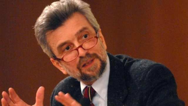 Damiano reclama con forza correttivi su pensioni