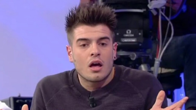 Agostino va a prendere Silvia Raffaele?