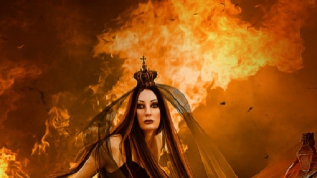 Trucco strega del fuoco per Halloween.