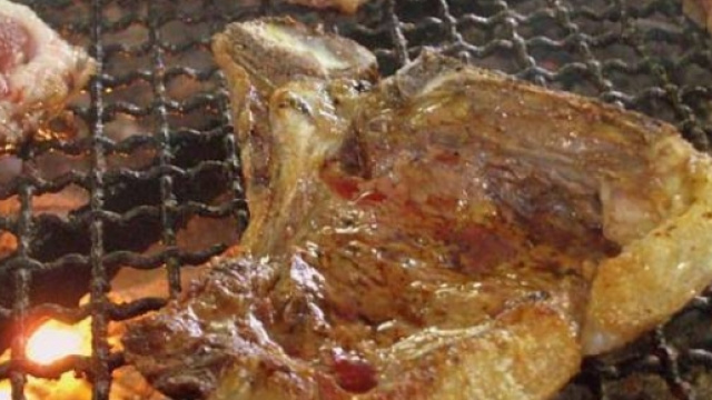 Allarme carne cancerogena: a rischio 180mila posti