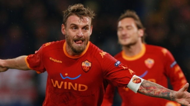 Il centrocampista giallorosso Daniele De Rossi