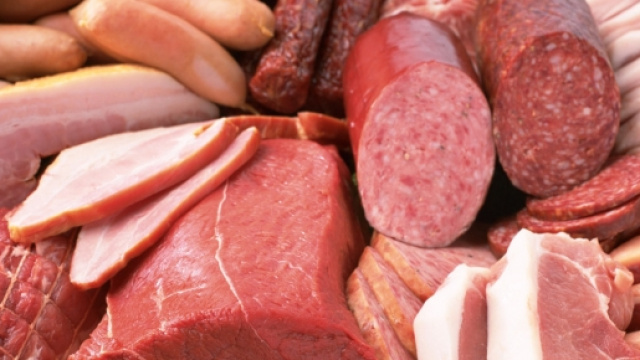 tanti i salumi per farcire il panino record